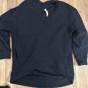 Lululemon high low tunic - size 4